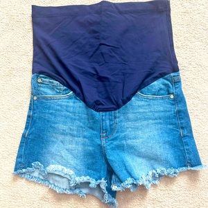 Pink blush maternity jean shorts size small